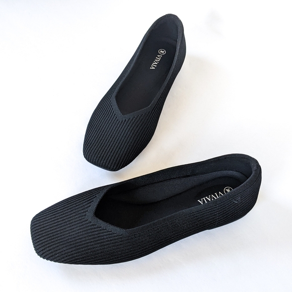 Vivaia Square-Toe V-Cut Flats (Margot 2.0) - Picture 2 of 9